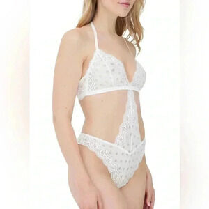 NWT Skarlett Blue Smitten Eyelet Lace Teddy  S